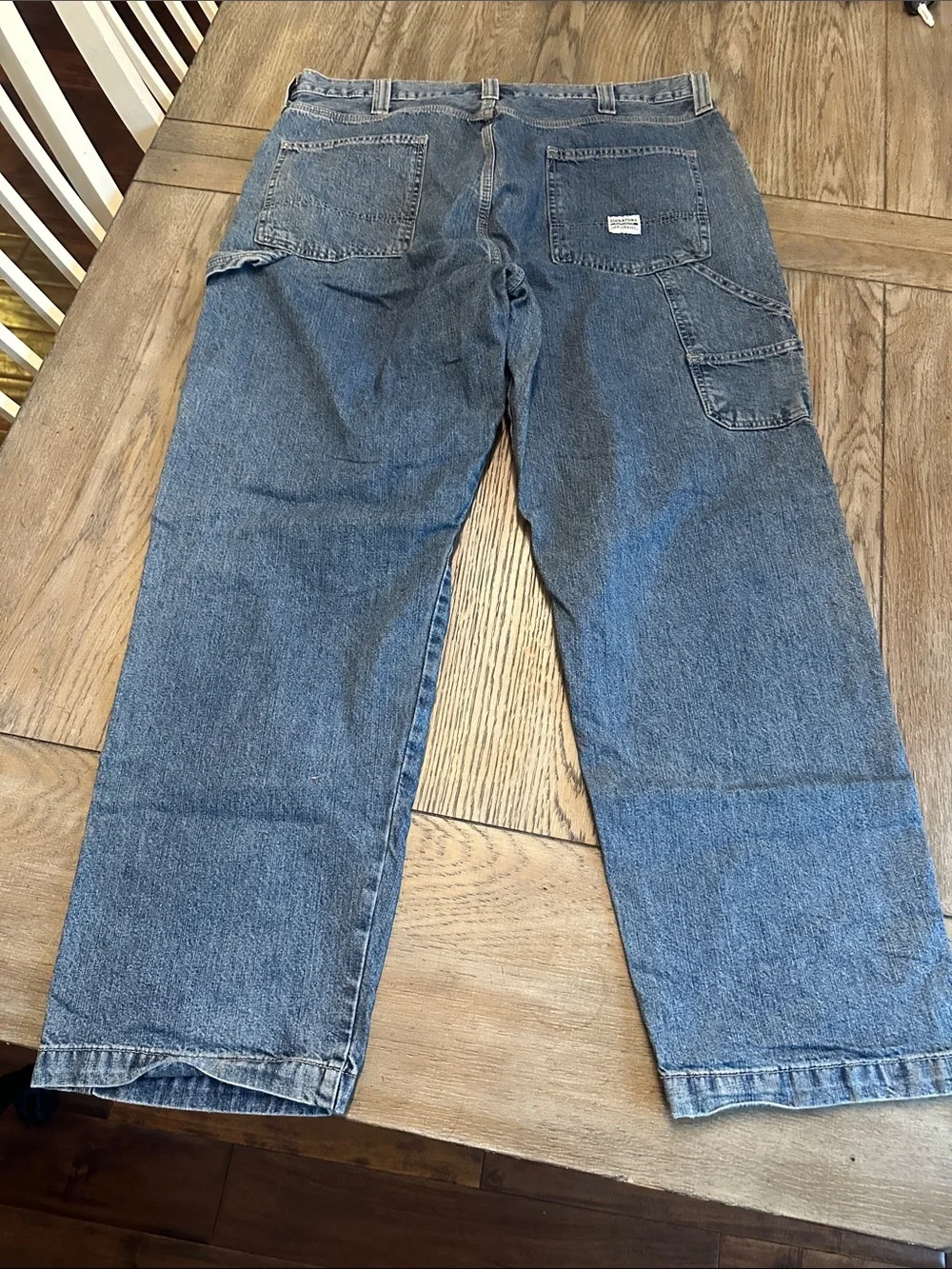 Signature by Levi Strauss Men's Carpenter Jeans Loose Fit Medium Wash W40 L32